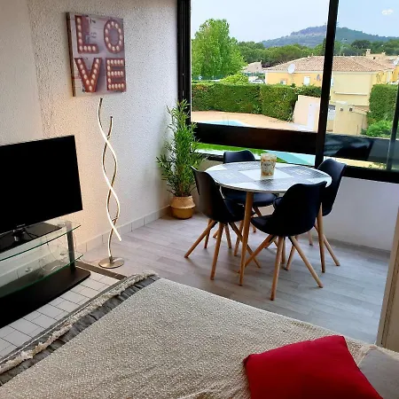 Port Vénus Village Naturiste *