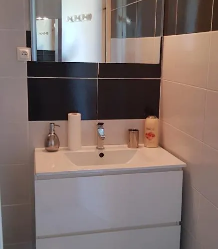 Port Vénus Village Naturiste Apartamento *